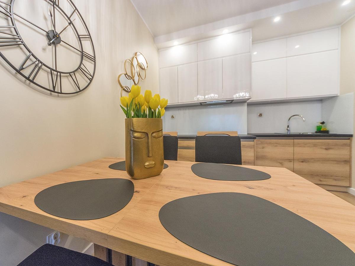 Lägenhet Glow Apartments, Przy Chmielnej Srodmiescie